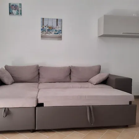 Alla