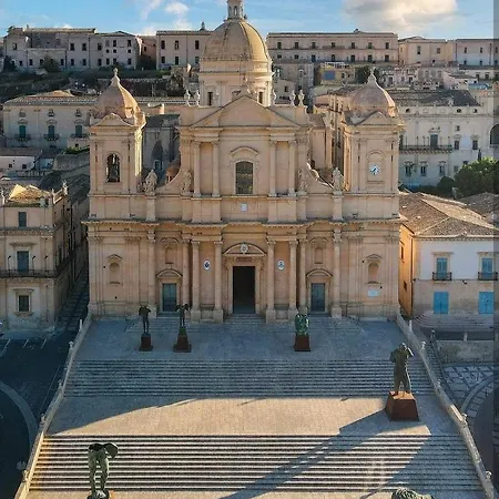 Alla Holiday home Noto